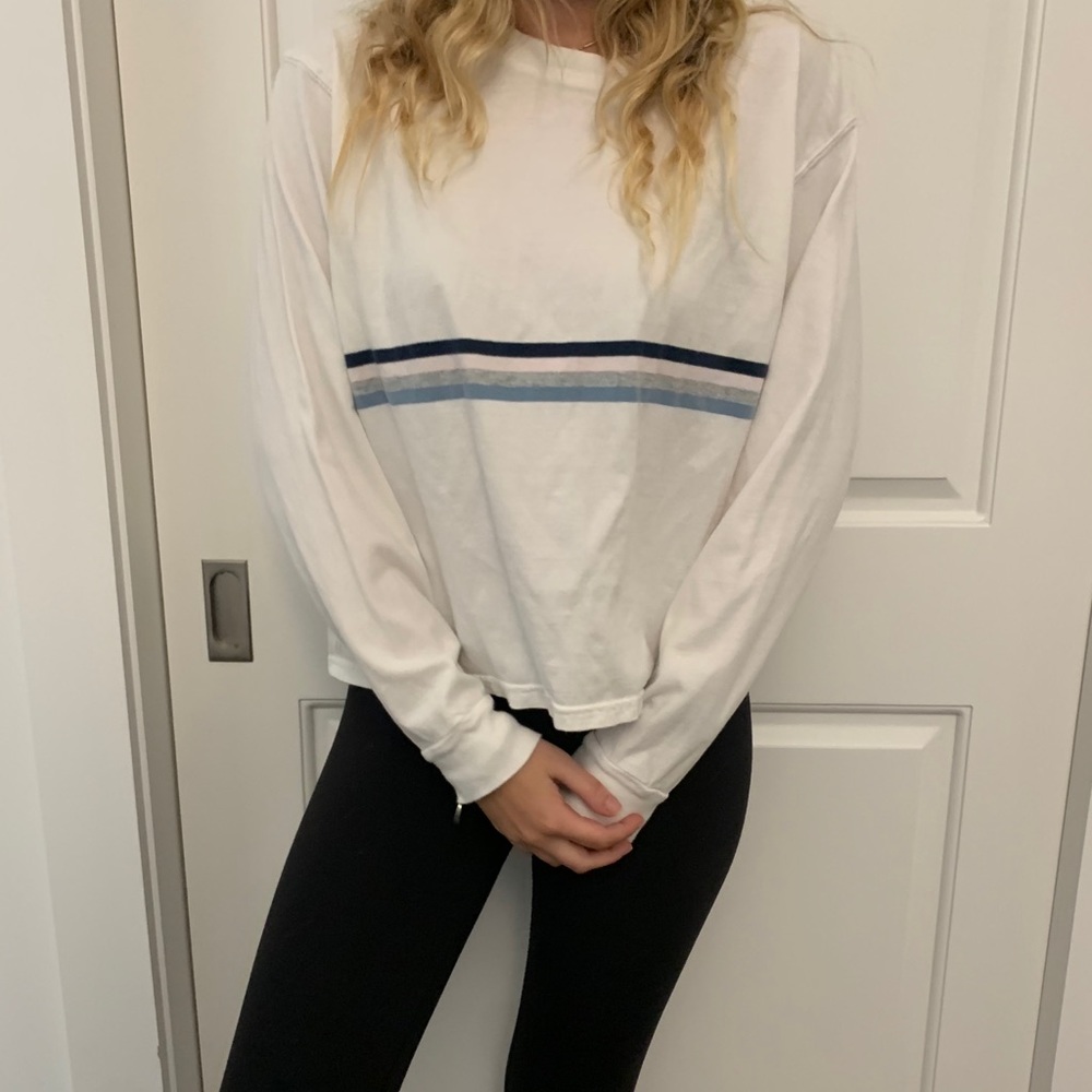 Brandy Melville White Long Sleeve Tee - Picture 2 of 3